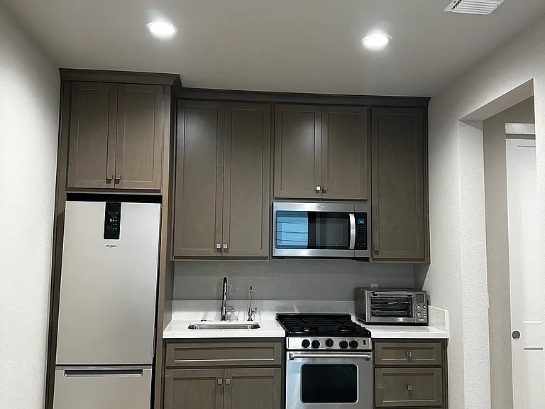2411 Schooner Ave #A — Photo 1