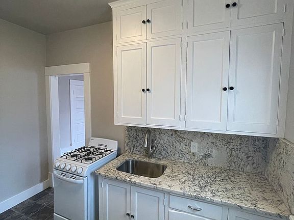 5th image of 1117 S Center Ave #2