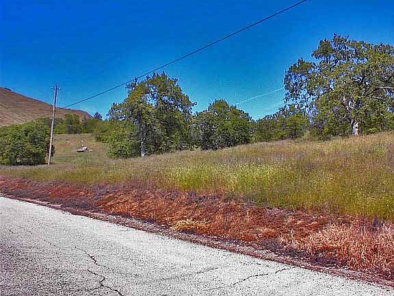 2nd image of Raven Ln Lot 343