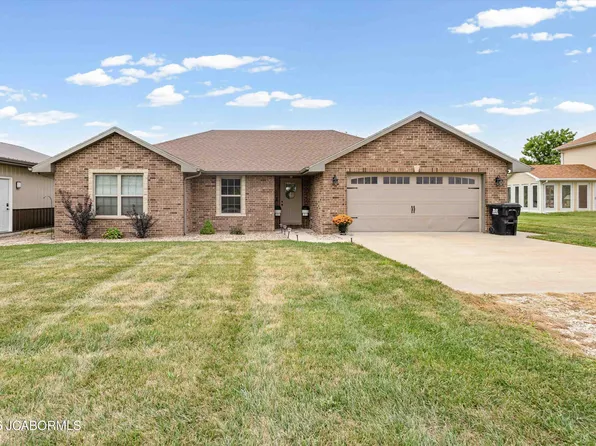9812 Old Forge Rd, Eugene, MO 65032