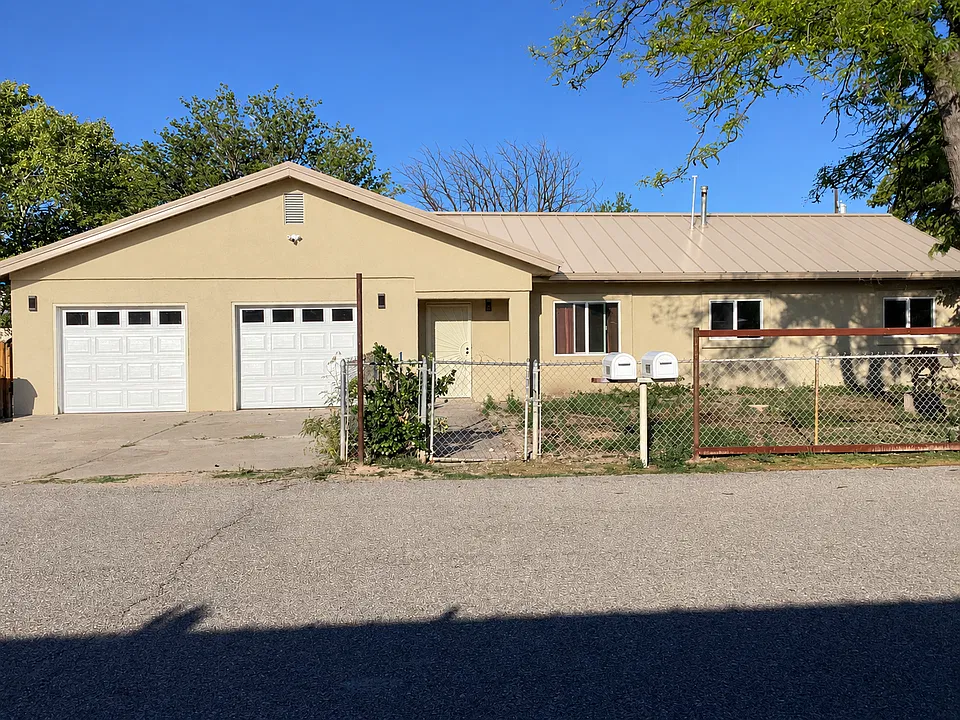 4543 Gordon Rd