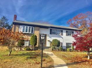 10 Hill Park Ter, Randolph, MA 02368