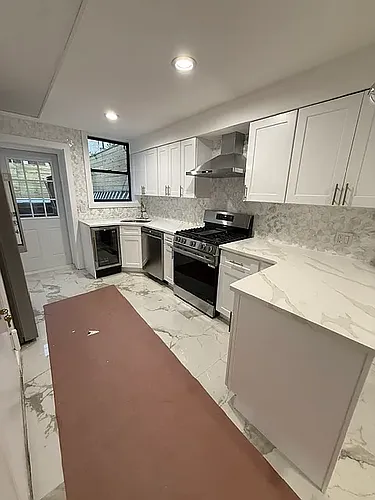 69 Adelphi St #1 Photo 1