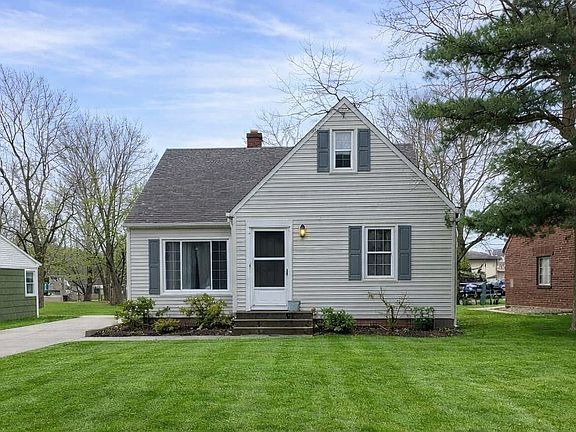 2nd image of 14509 Rockside Rd