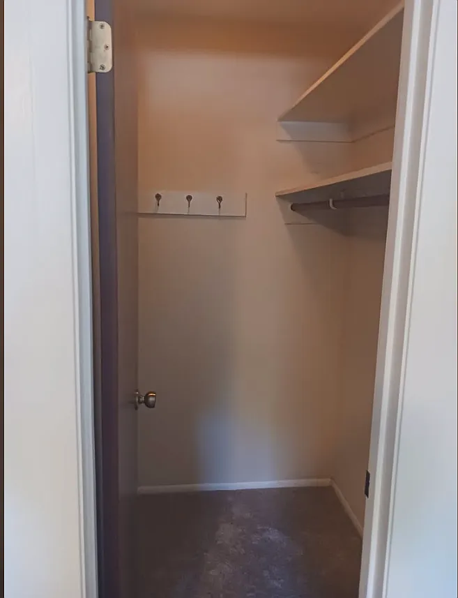 1 bed, $1,000 — Photo 4