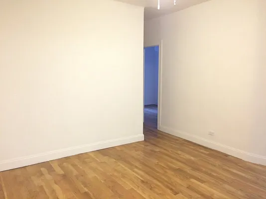 Rented by Bohemia Realty Group | media 14