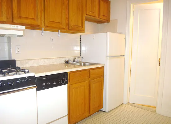 Rented by Paley Management | media 8