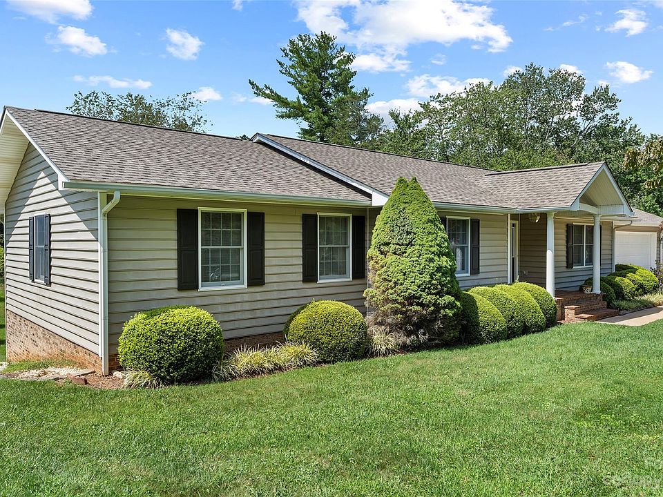 1st image of 126 Auburn Park Dr
