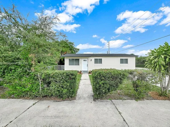5201 Wiley St, Hollywood, FL 33021