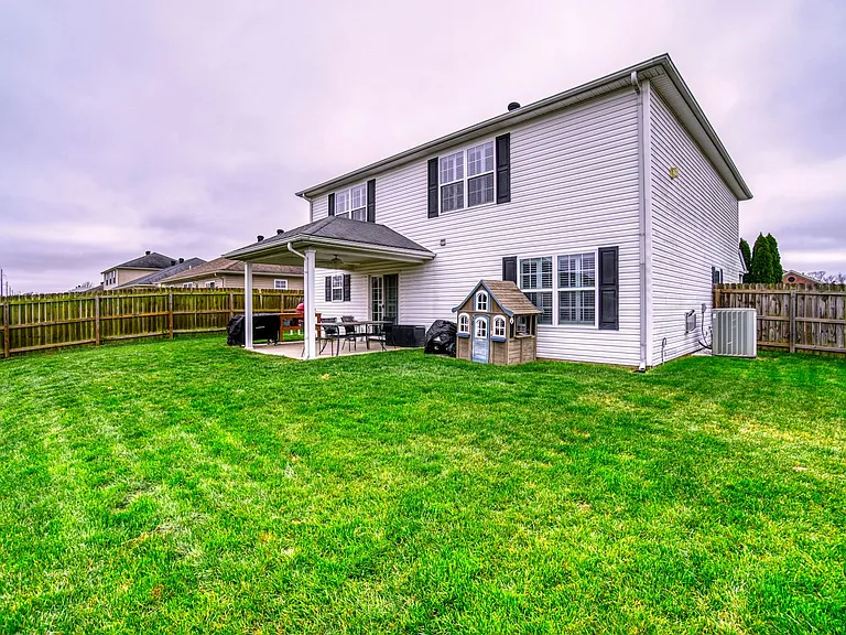 4880 Imperial Dr — Photo 49