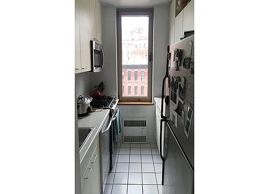 Rented by Warburg | media 7