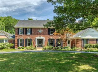 1040 Wellington Ter, Chesterfield, MO