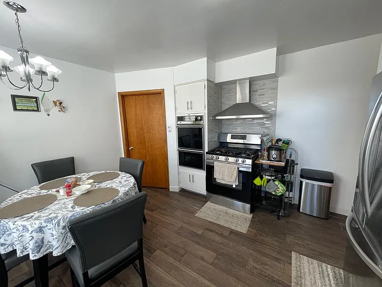 8333 Trumbull Ave #2 — Photo 34