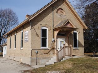 W4614 Potter Rd, Elkhorn, WI 53121