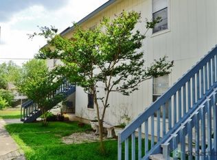 1634 W Woodlawn Ave APT 6, San Antonio, TX 78201