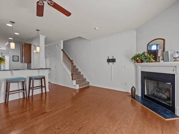884 Cupola Dr, Raleigh, NC 27603