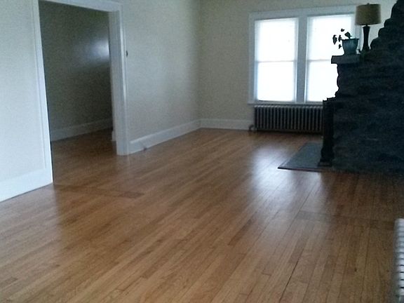 Living room / dining room