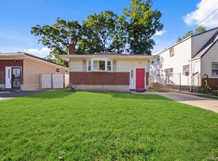 146 Alabama Ave, Hempstead, NY 11550
