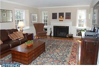 1st image of 743 Braeburn Ln