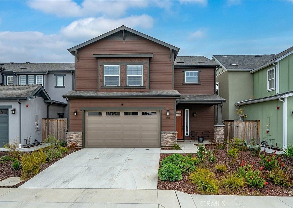 1st image of 913 Legacy Ln