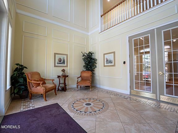 3rd image of 422 Sophee Lane