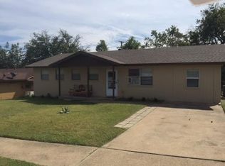 8109 Tumbleweed Trl, White Settlement, TX 76108