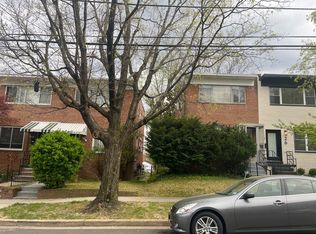 24 Underwood Pl NW, Washington, DC 20012