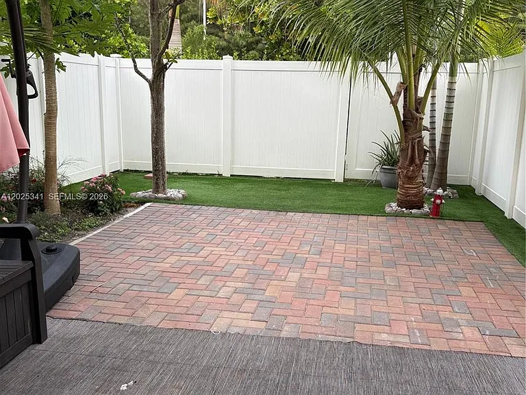 11384 W 34th Way — Photo 16