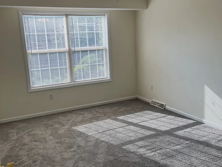 139-141 Stone Quarry Rd — Photo 3