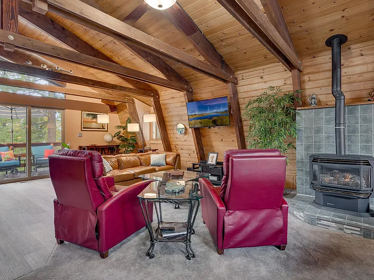 2433 Sutter Trl — Photo 12
