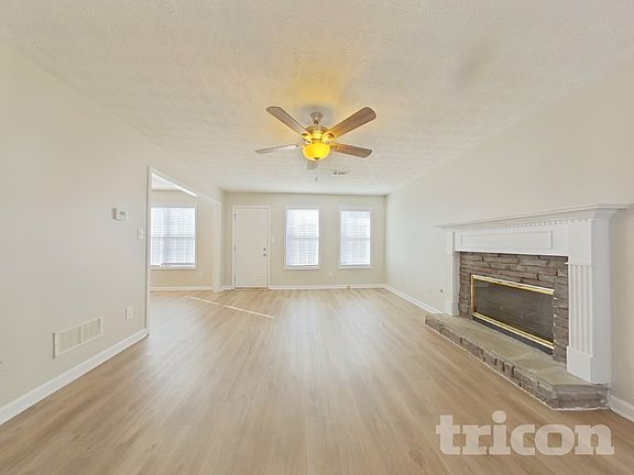 2nd image of 224 Stone Creek Dr