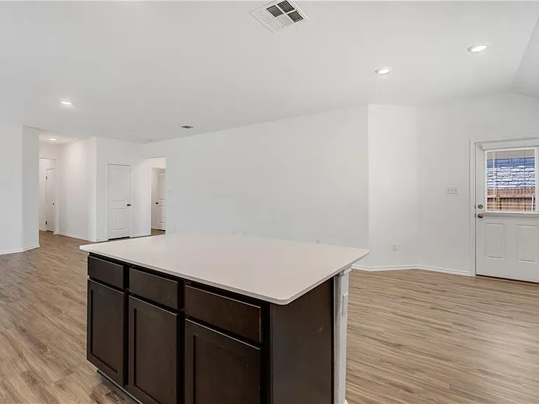 3204 Kenner Dr — Photo 14