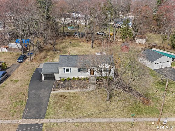 3rd image of 1244 Long Hill Road