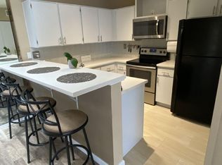 6841 S 44th Way, Phoenix, AZ 85042