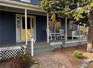 641 Middle Rd, Portsmouth, RI 02871
