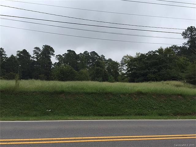 1st image of 424 Us Highway 52 N