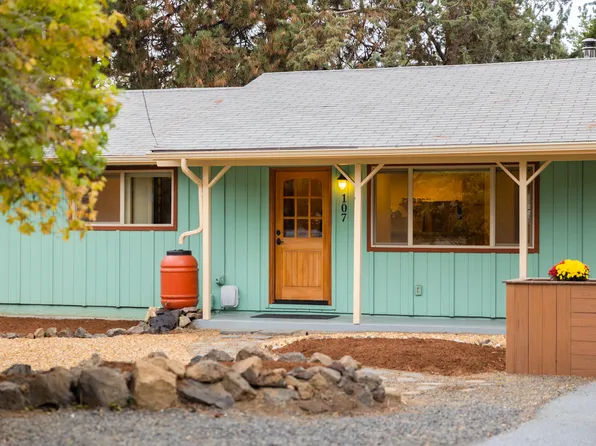 107 SE Cessna Dr, Bend, OR 97702