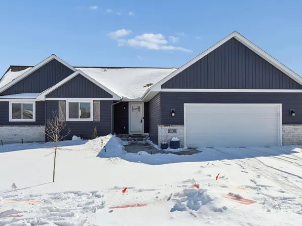 1100 Susan Ln, Roberts, WI 54023