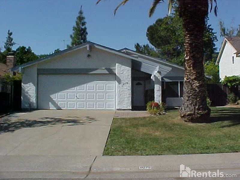 1st image of 8079 Willow Glen Ct