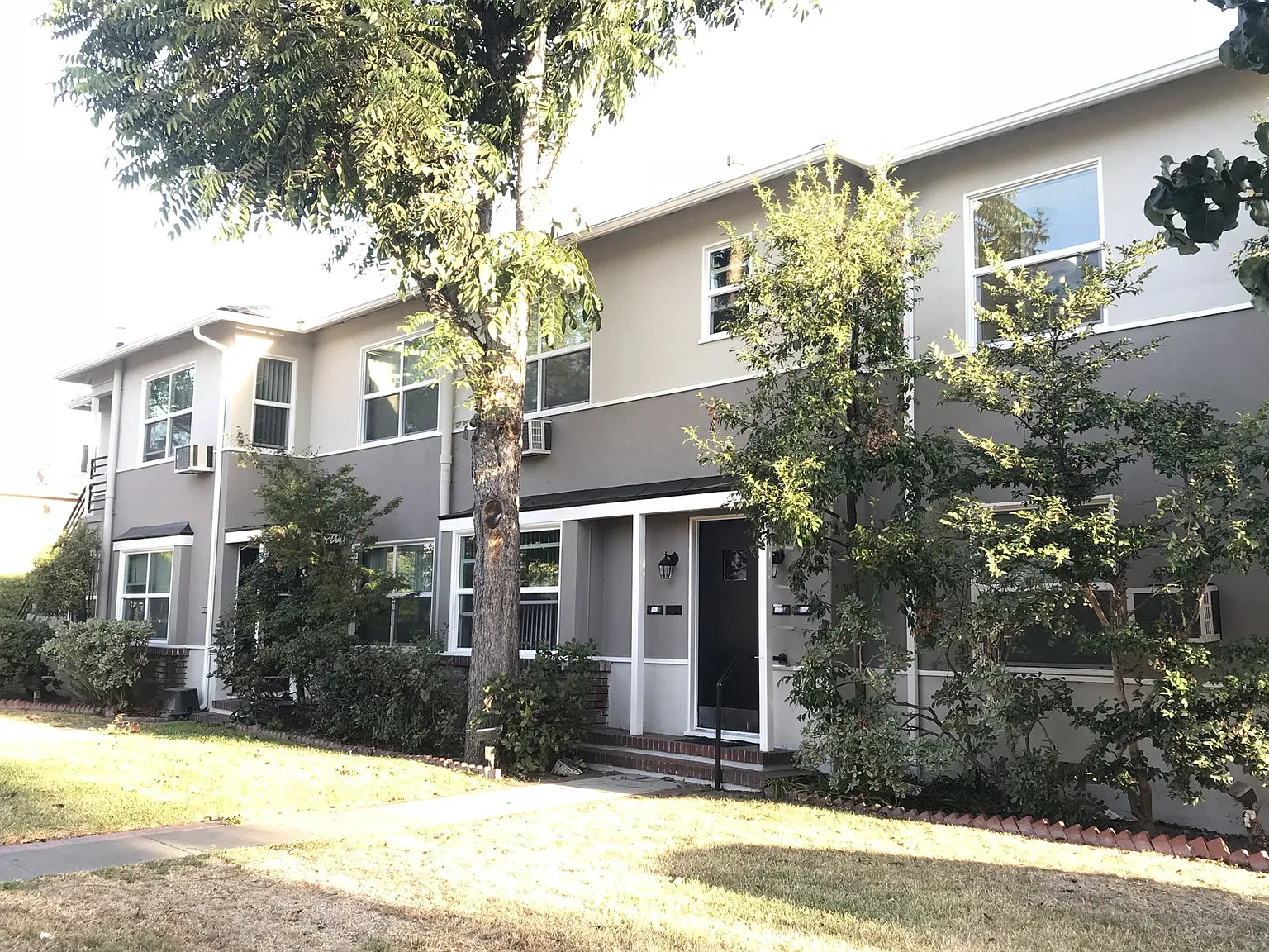 701 S Louise St — Photo 1