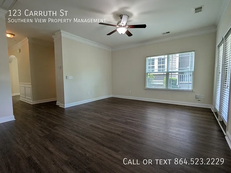 123 Carruth St — Photo 10