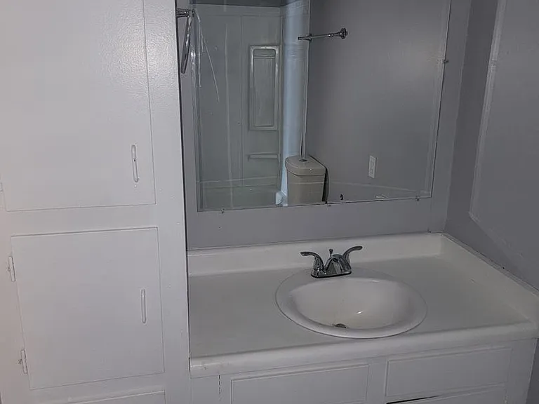 225 W McDowell Rd — Photo 63