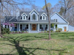 4000 Woodland Park Dr, Hillsborough, NC 27278