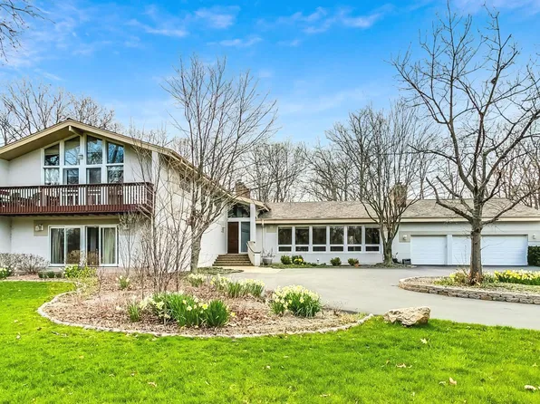 1322 Knollwood Way, Riverwoods, IL 60015