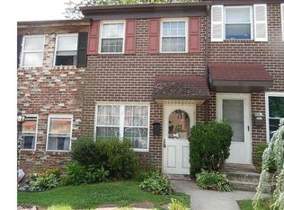 58 Park Vallei Ln, Brookhaven, PA 19015