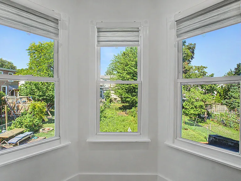 4337 Pechin St — Photo 32