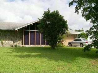 127 Meadowlark Dr, Royal Palm Beach, FL 33411