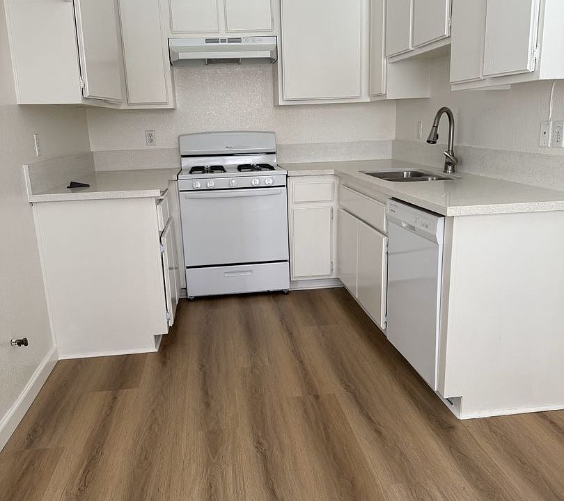 1st image of 1326 W Carson St APT 110