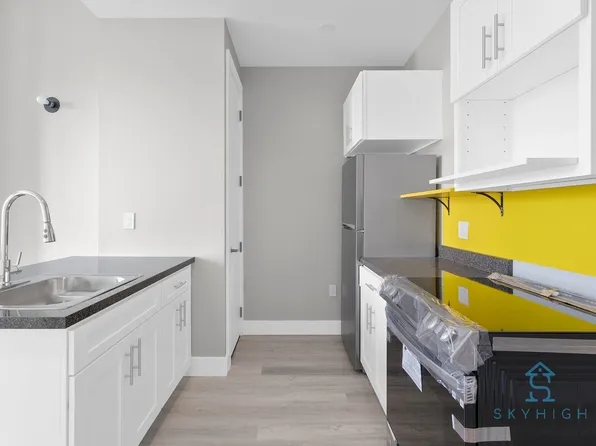 641 East 28th Street image 5 of 16