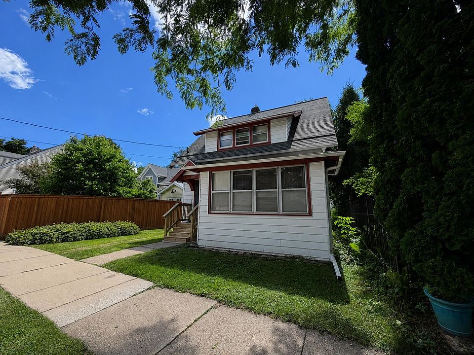 1st image of 608 Harrison St